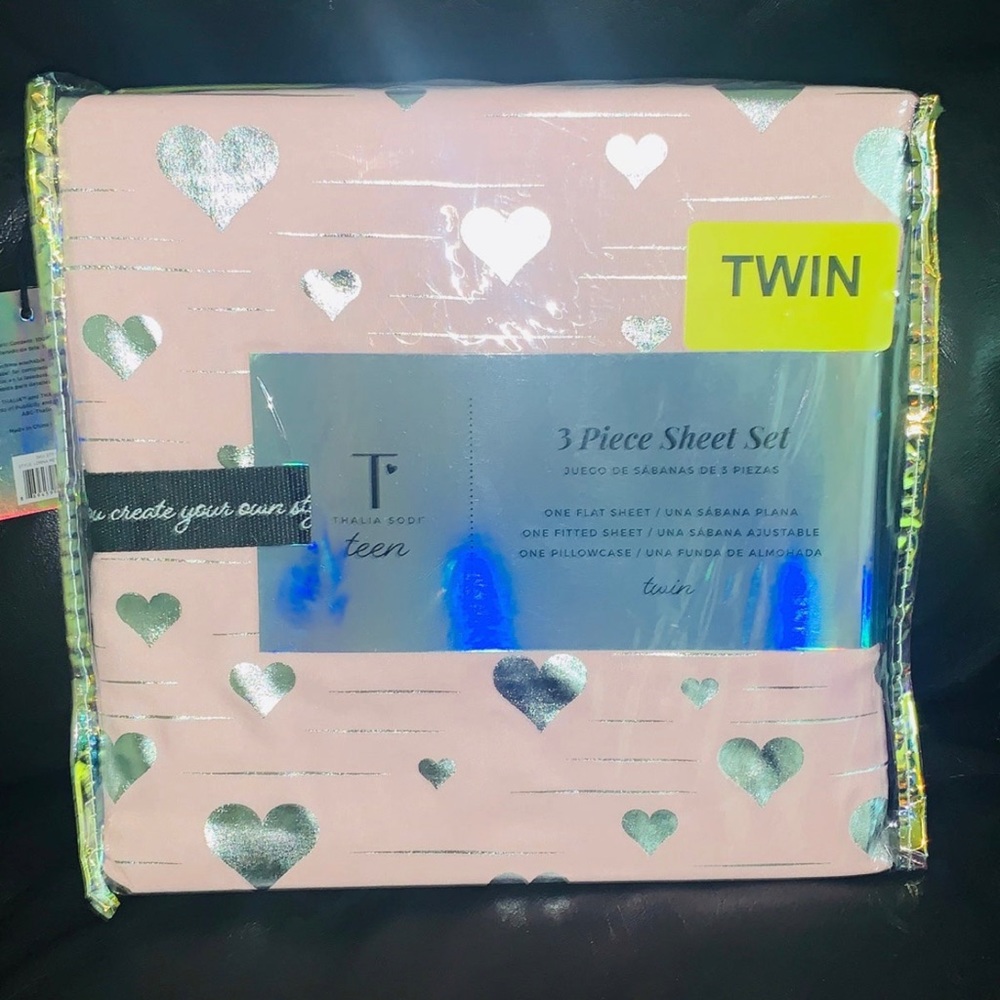Thalía Sodi Light Pink Metallic Hearts Twin Sheet Set